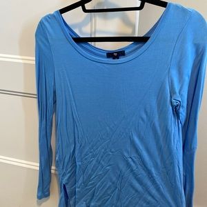 Size XS blue gap long sleeve shirt